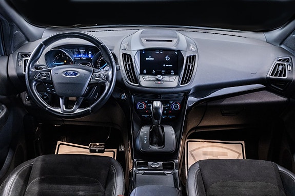 Ford Kuga 15 of 22