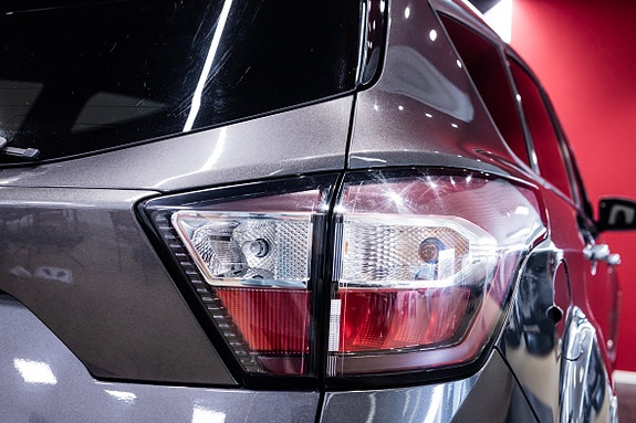Ford Kuga 9 of 22