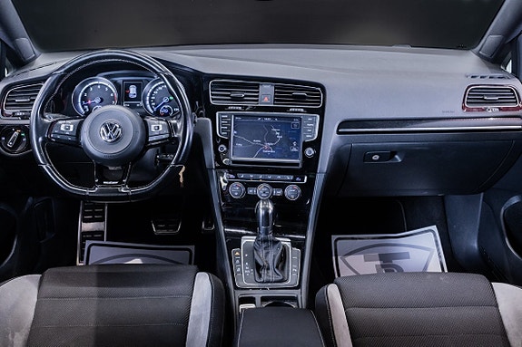 Volkswagen Golf-Serie 16 of 24