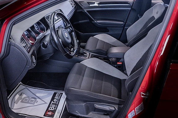 Volkswagen Golf-Serie 13 of 24