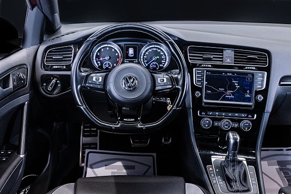 Volkswagen Golf-Serie 17 of 24