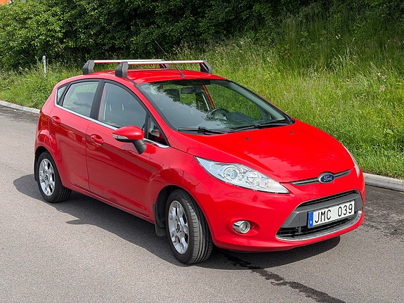 Ford Fiesta begagnad 2012