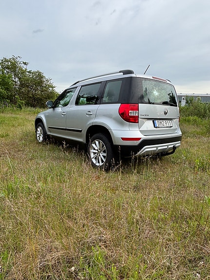 Skoda Yeti Outdoor 3 of 5