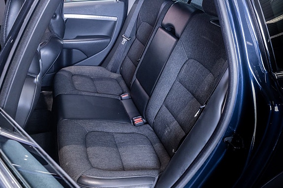 Volvo XC70 22 of 22