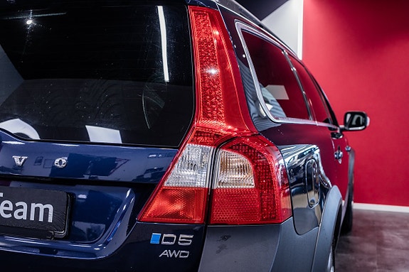 Volvo XC70 9 of 22
