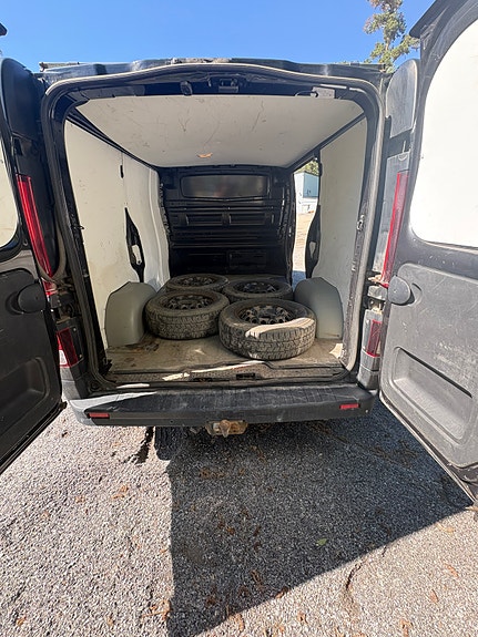 Opel Vivaro 4 of 5