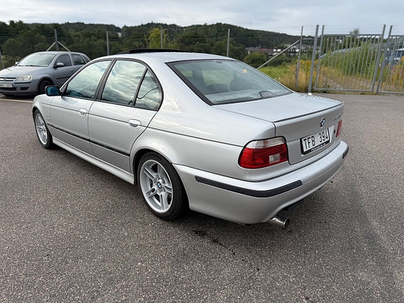 BMW 540i 5 of 16