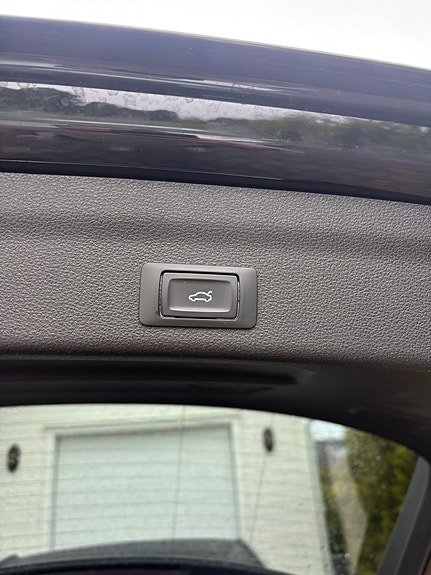 Audi A6 7 of 13