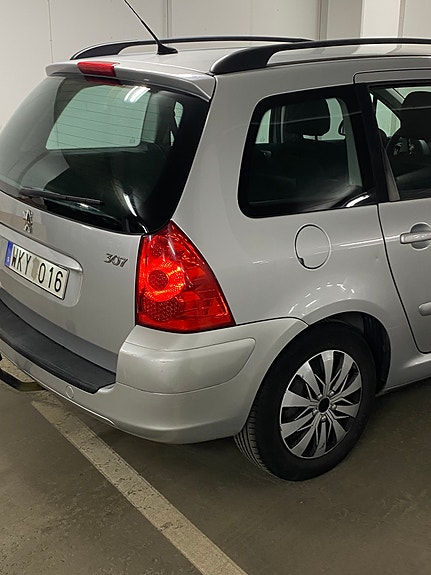 Peugeot 307 4 of 6