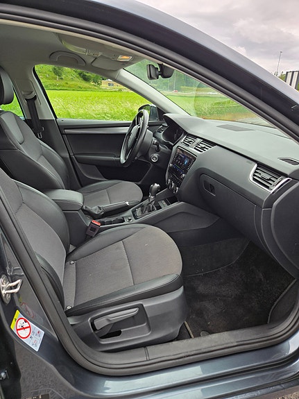 Skoda Octavia 5 of 5