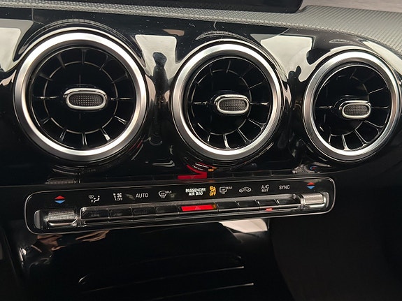 Mercedes-Benz A180 23 of 27