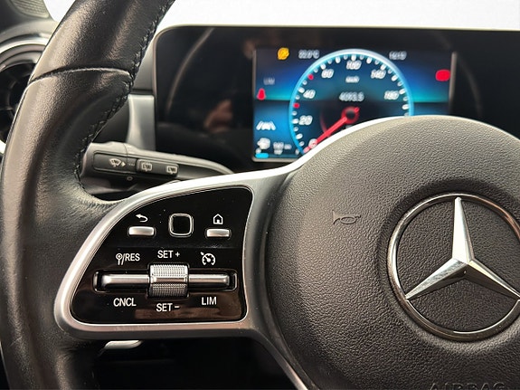 Mercedes-Benz A180 17 of 27