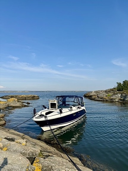 Aquador 23 DC / Volvo Penta D3 200 - 2011 15 of 19