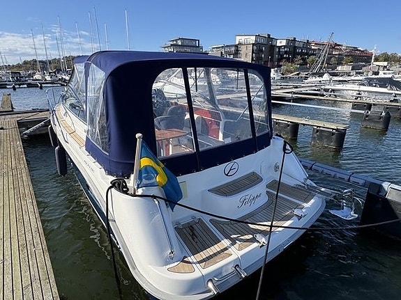 Aquador 23 DC / Volvo Penta D3 200 - 2011 3 of 19