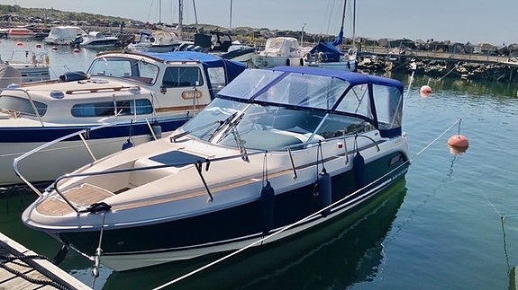 Aquador 23 DC / Volvo Penta D3 200 - 2011 13 of 19