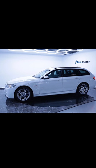BMW 520d 3 of 5