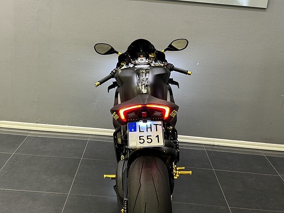 Ducati Panigale V4S DQS | Ventiljusterad | Kamera | Öhlins | Nytt däck 27 of 28