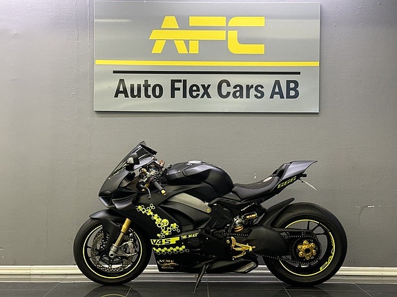 Ducati Panigale V4S DQS | Ventiljusterad | Kamera | Öhlins | Nytt däck 12 of 28