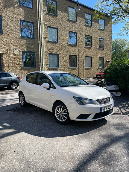 Seat Ibiza 2 of 5