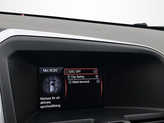 Volvo XC60 25 of 30