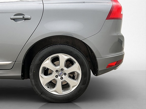Volvo XC60 11 of 30