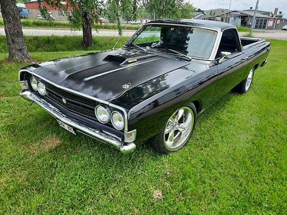 Ford Ranchero 8 of 23