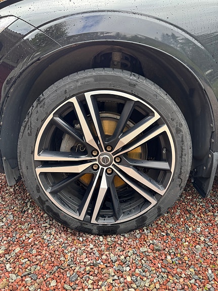 Volvo XC60 12 of 14