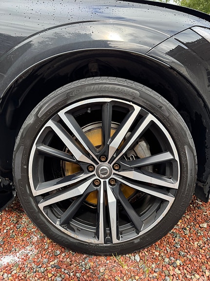 Volvo XC60 11 of 14