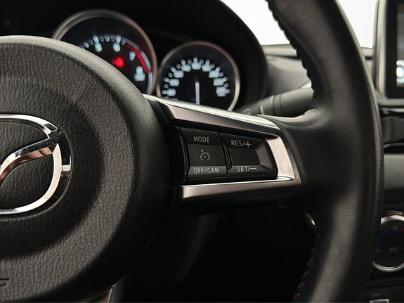 Mazda MX-5 25 of 30