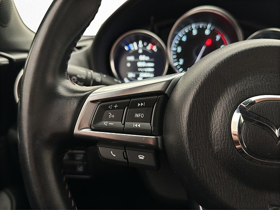 Mazda MX-5 24 of 30