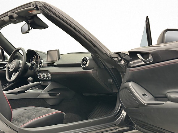 Mazda MX-5 15 of 30