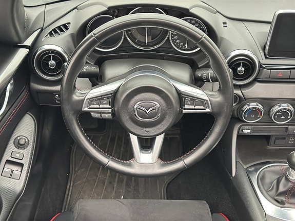 Mazda MX-5 18 of 30