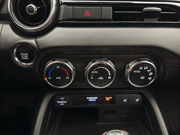 Mazda MX-5 28 of 30
