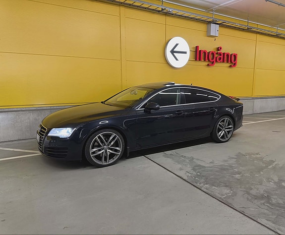 Audi A7 2 of 5