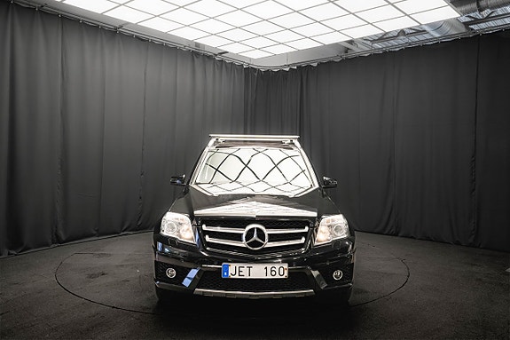 Mercedes-Benz GLK220 2 of 5