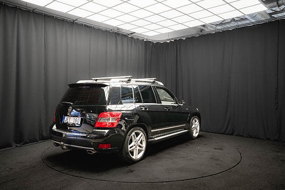 Mercedes-Benz GLK220 6 of 18