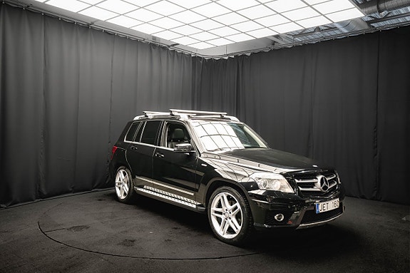 Mercedes-Benz GLK220 4 of 5