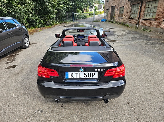 BMW 335i 5 of 5