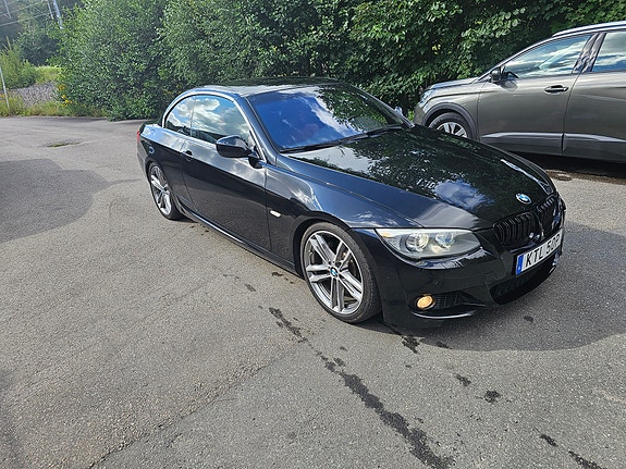 BMW 335i 3 of 5