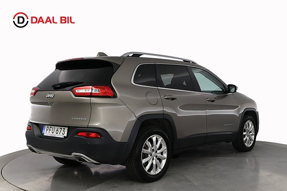 Jeep Cherokee 6 of 26