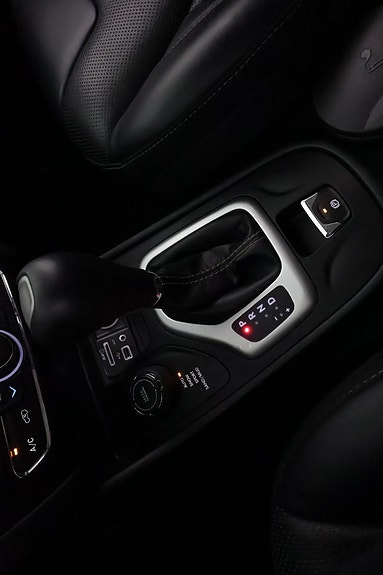Jeep Cherokee 23 of 26