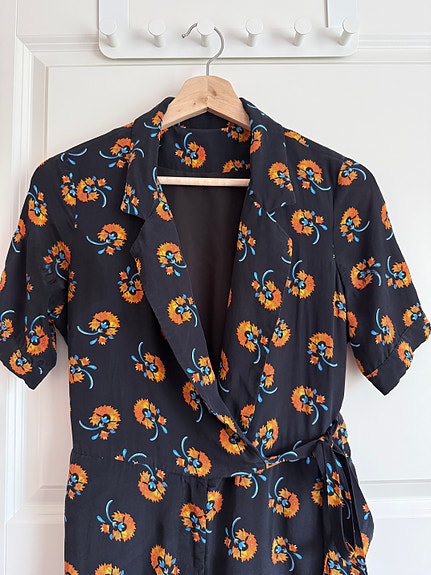 Product image 3 of 16