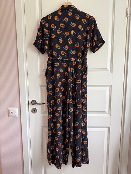 Product image 10 of 16