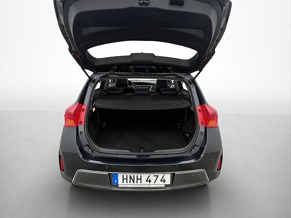 Toyota Auris 16 of 30