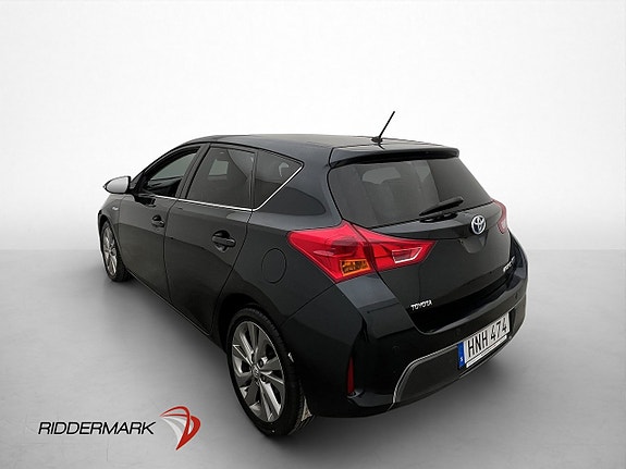 Toyota Auris 6 of 30