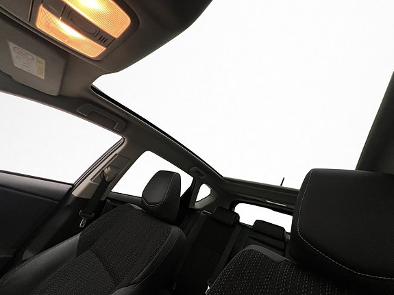 Toyota Auris 22 of 30