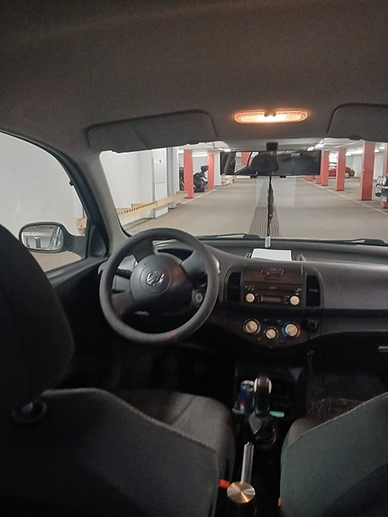 Nissan Micra 4 of 5