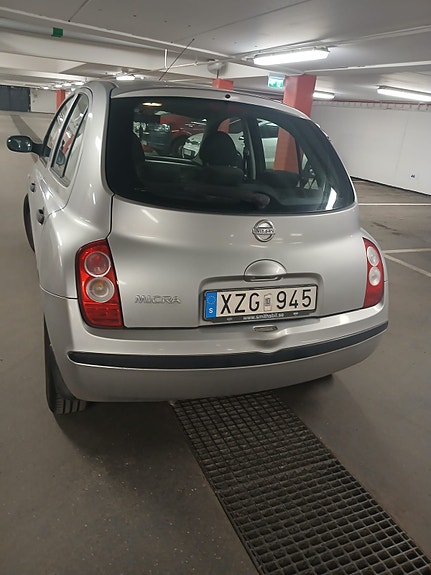 Nissan Micra 3 of 5