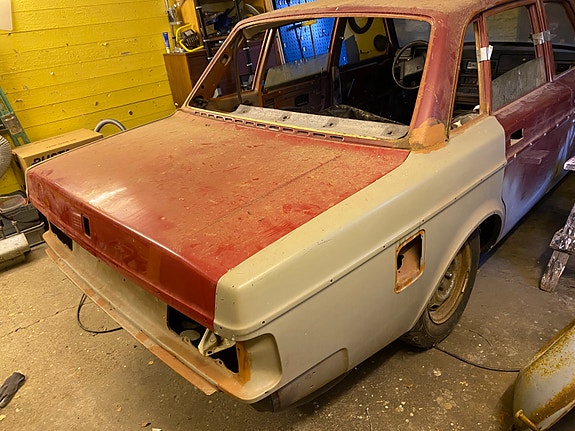 Volvo 264 3 of 5