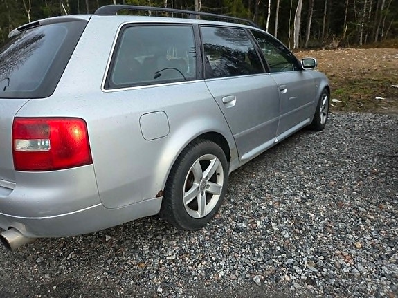 Audi A6 4 of 4